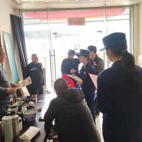 【城关乡】消防宣传进商铺 守好沿街“安全线”