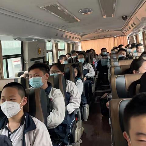 接受磨砺，百炼成钢--七（9）班的少年们