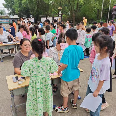 “乐考”启智趣闯关 ﻿双减赋能促成长 ——内乡县大桥乡中心小学举行一二年级无纸笔测评活动