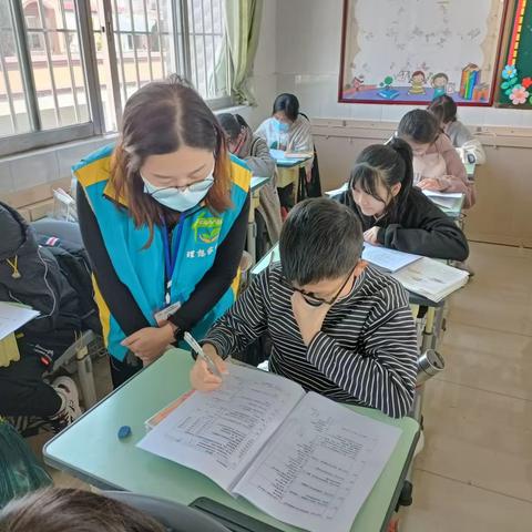 做好健康监测，绽放七彩童年——记新联小学学生常见病监测