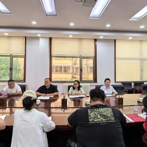 药山街道召开社区经济工作暨大个体纳统培训会