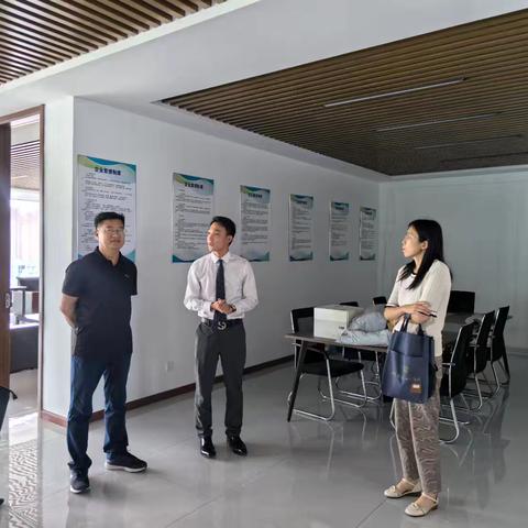 药山街道联合区工信局走访调研辖区重点信息技术企业