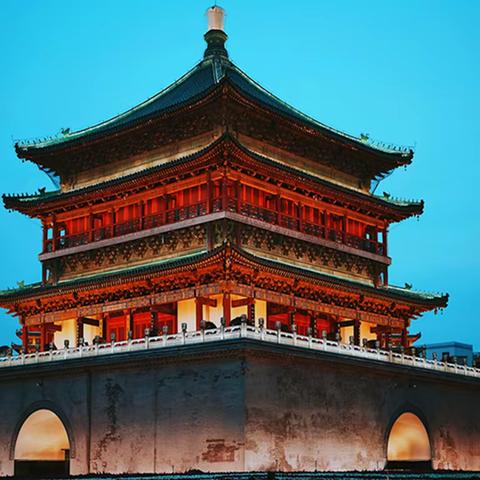 西安兵马俑+华山+西安博物院+壶口瀑布+延安+古城墙8天7晚深度慢行 舒适品质游