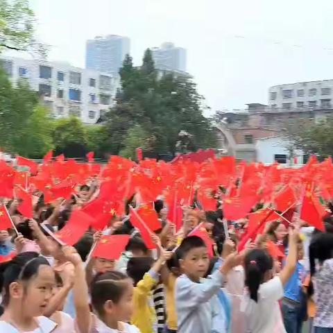 庆国庆   颂祖国                                  —先锋小学380班