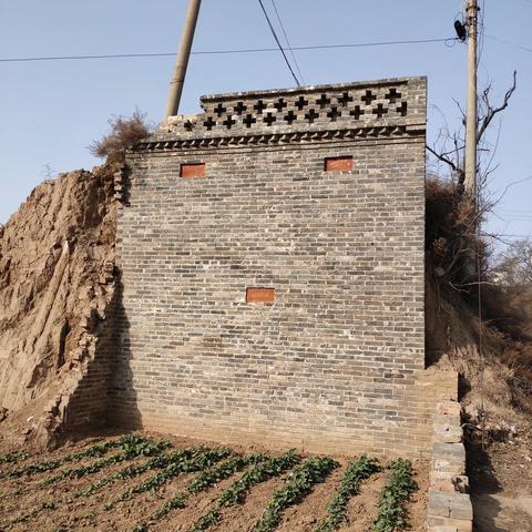 图片解读洛阳偃师区山化镇游殿村的地坑院