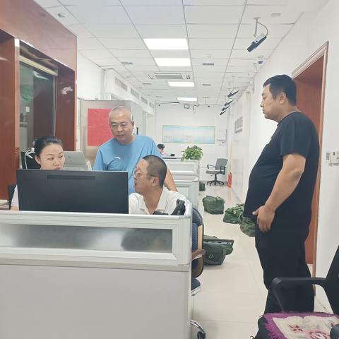 人民银行到库伦旗支行指导工作