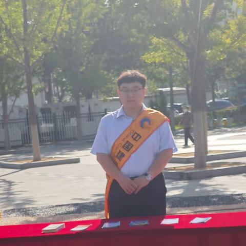金融宣传之光：守护消费者权益的坚强后盾