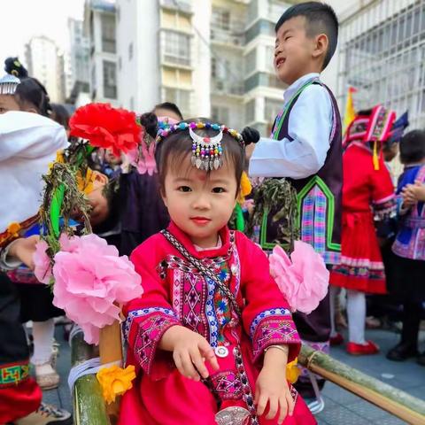 幸福童心幼儿园“壮乡三月三·传承民族情”活动总结