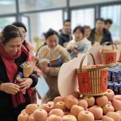 安吉县外国语学校：情满校园，开学返校暖人心