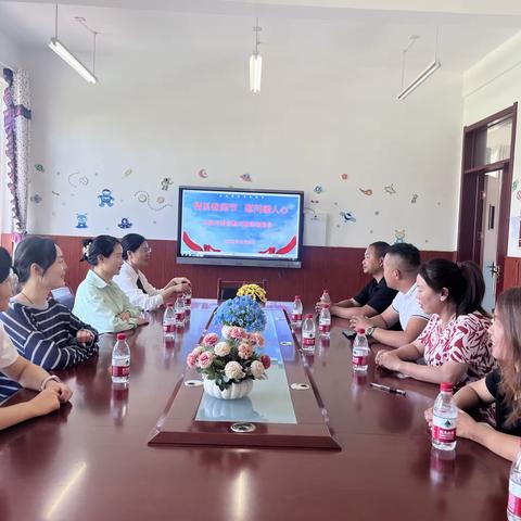 情系教师节，慰问暖人心—白庙村委会慰问白幼教师