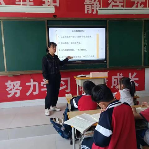 中丁乡马周明德小学积极开展“民法典进校园”宣传活动