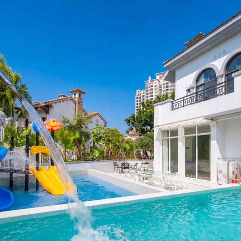 双月湾海边法式6房水上乐园泳池别墅