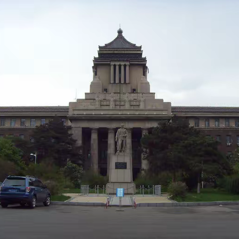 庆祝中国人民解放军建军九十五周年   深学党史 当好新时代传人