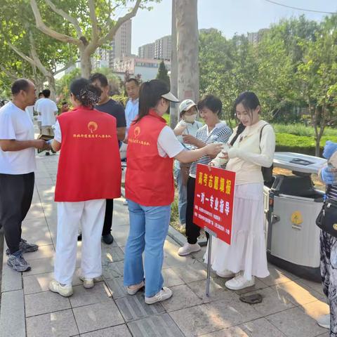 济北街道退役军人志愿服务队暖心护航高考