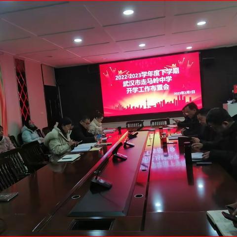 坚定理想信念     涵养高尚师德