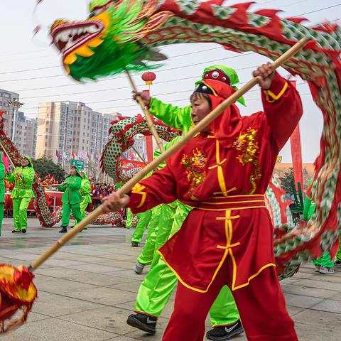 正月十五闹元宵 一年更比一年好