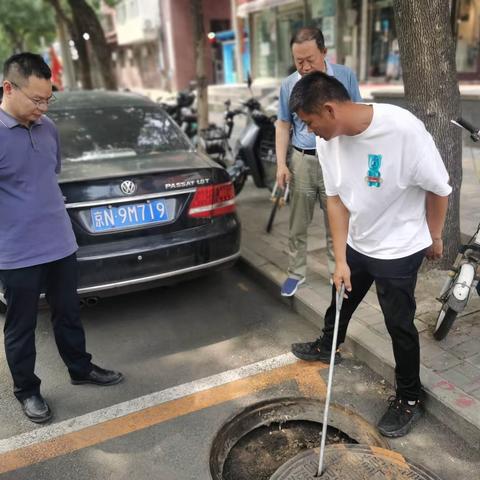 花园路街道办事处主任桂小海带队检查地区防汛重点点位