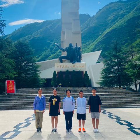 飞夺泸定桥-志远中队探访红色泸定