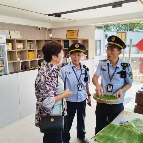 三亚市市场监督管理局育才分局有效保障“大山里的多巴胺”艺术嘉年华活动食品安全和放心消费