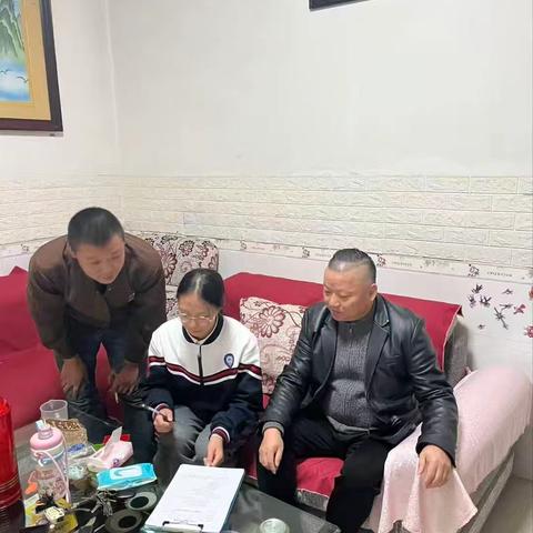 敲开家门，读懂少年心——方村中学2025秋学期第二次集中家访