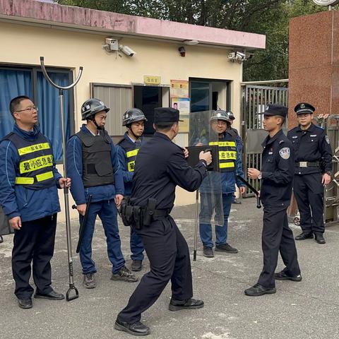 警校联动 以练促防 ——阳山县碧桂园小学开展最小应急单元应急演练