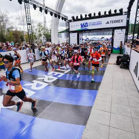 2023崇礼168超级越野赛正式开幕