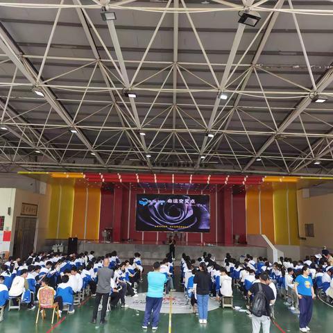 新化思源携手香港"传心源"共筑成长路："模拟人生"点燃青春责任与梦想