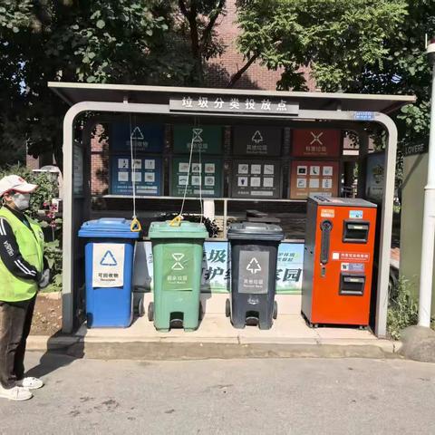 全民践行· 分类赋能——唐冶街道唐城小区开展垃圾分类宣传活动
