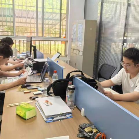 全民践行 分类赋能——唐冶街道唐城小区开展垃圾分类宣传活动