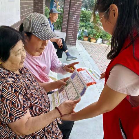 全民践行 分类赋能——唐冶街道唐城小区开展垃圾分类宣传活动