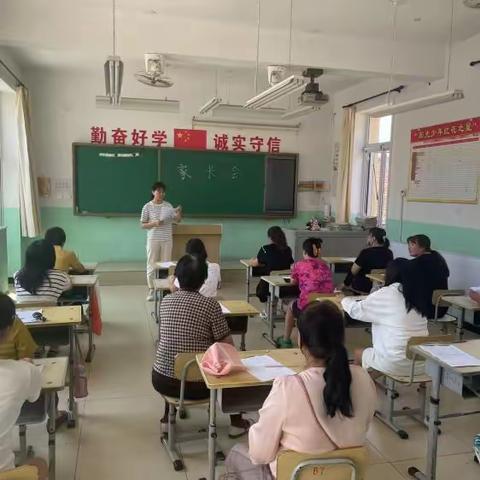 老宋庄小学假前防溺水安全工作部署