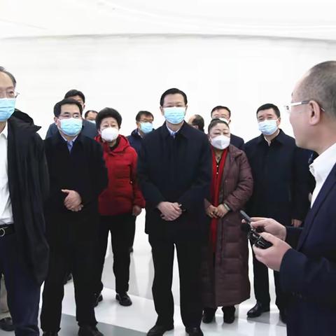 韩金峰带领驻济部分全国人大代表来我区调研
