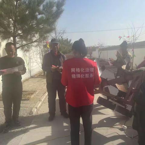 喇嘛湾镇落四坪村开展反邪教工作宣传