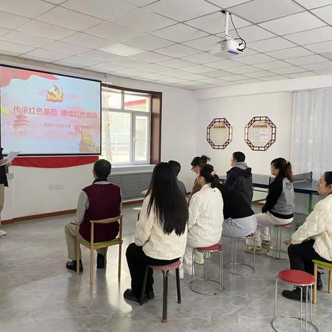 道里区档案馆开展红色档案进社区活动