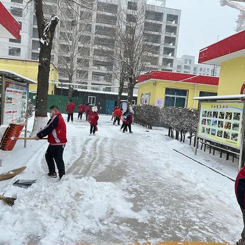 红色铸魂 劳动最美 成长最真 ---东峰小学开展劳动开学第一课