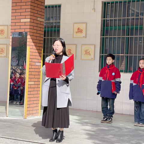 彰显榜样力量 共筑建设辉煌———许昌市建设路小学学习榜样表彰活动纪实