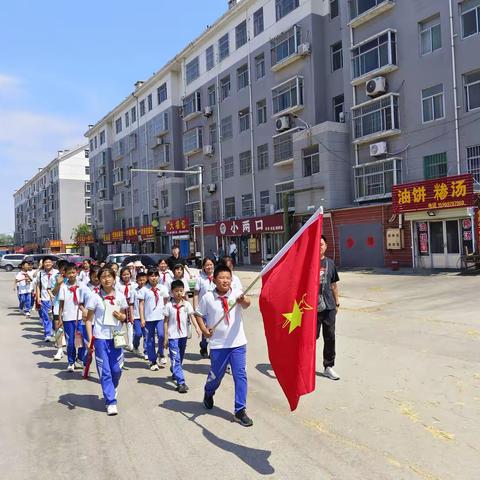 走进实验室 探秘食药安全       ——新兖镇金府小学走进区检验检测中心探访实践活动