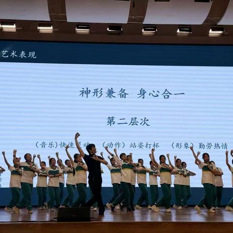 杨金龙名师工作室三位成员在2024年广州市中学艺术多元融合歌舞乐戏课例展示活动中荣获一等奖