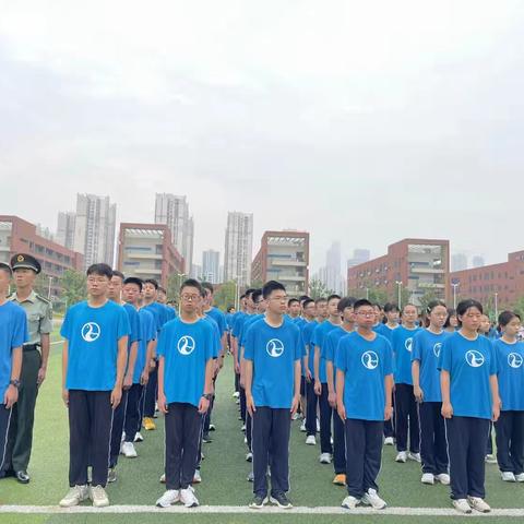 麓梅G2401班军训纪实（二）