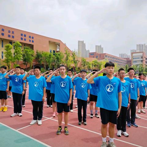 麓梅G2401班军训纪实（四）