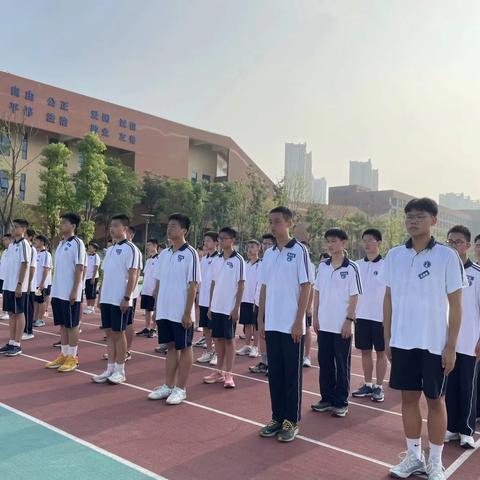 麓梅G2401班军训纪实（五）