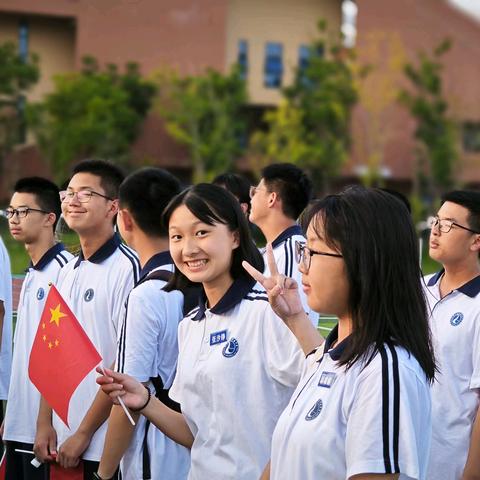 麓梅G2401班军训纪实（六）