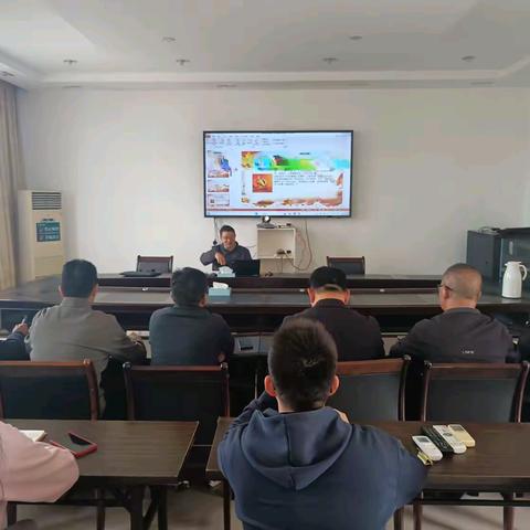 驻市生态环境局纪检监察组到泰宁开展“见人见事”监督工作并讲授专题党课