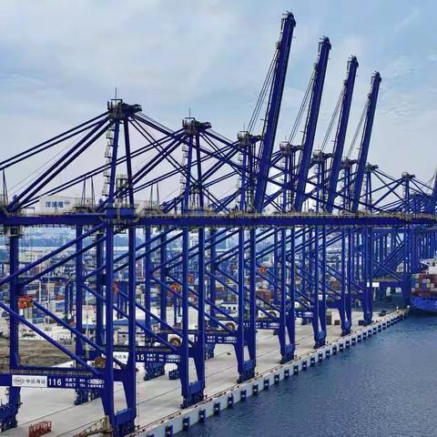 用安全丈量蜕变，以口号传递信念