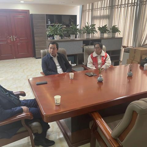 走企业、提服务、促发展