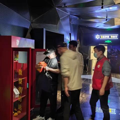凤凰城社区开展密闭场所消防安全检查