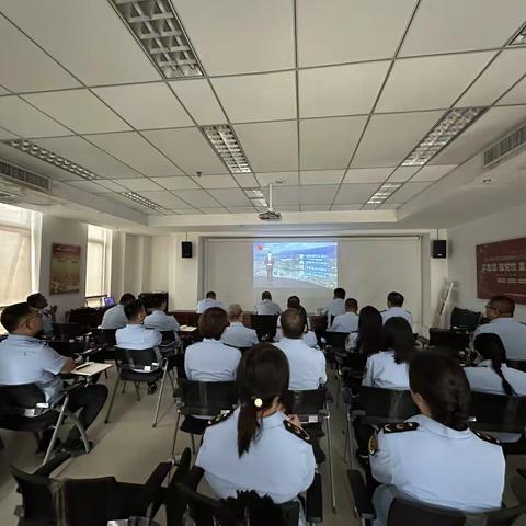 筑牢纪律防线 优化营商环境 市监沣东分局组织集中观看《一线监督 •直击现场——工作作风篇》