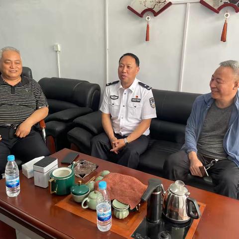 李冰峰深入企业走访，奏响警企共建强音