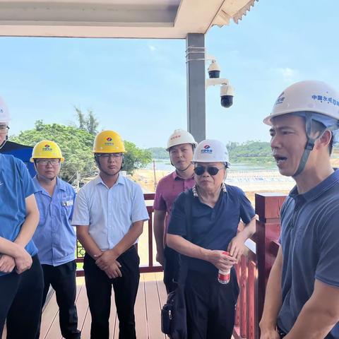 5月31日，海口市应急管理局、水务局一行，莅临龙塘大坝项目进行防汛督导检查。