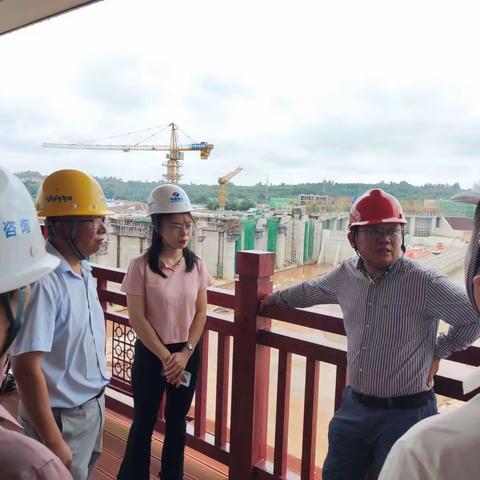 2023年10月21日，海口市水务局局长程守学、建管科副科长李章平一行莅临龙塘大坝进行检查指导工作